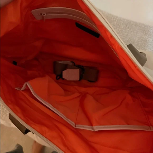 Pajar Cream and Brown Tote Bag - Picture 4 of 5